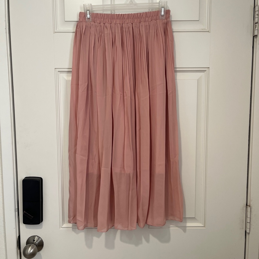 Elegant Pink Women's Skirt